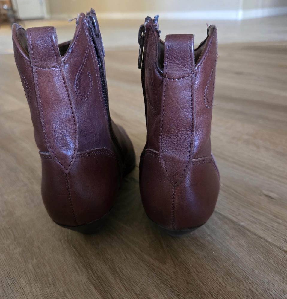 80s Maine Woods Brown Leather Embroidered Ankle Boots - Picture 6 of 7